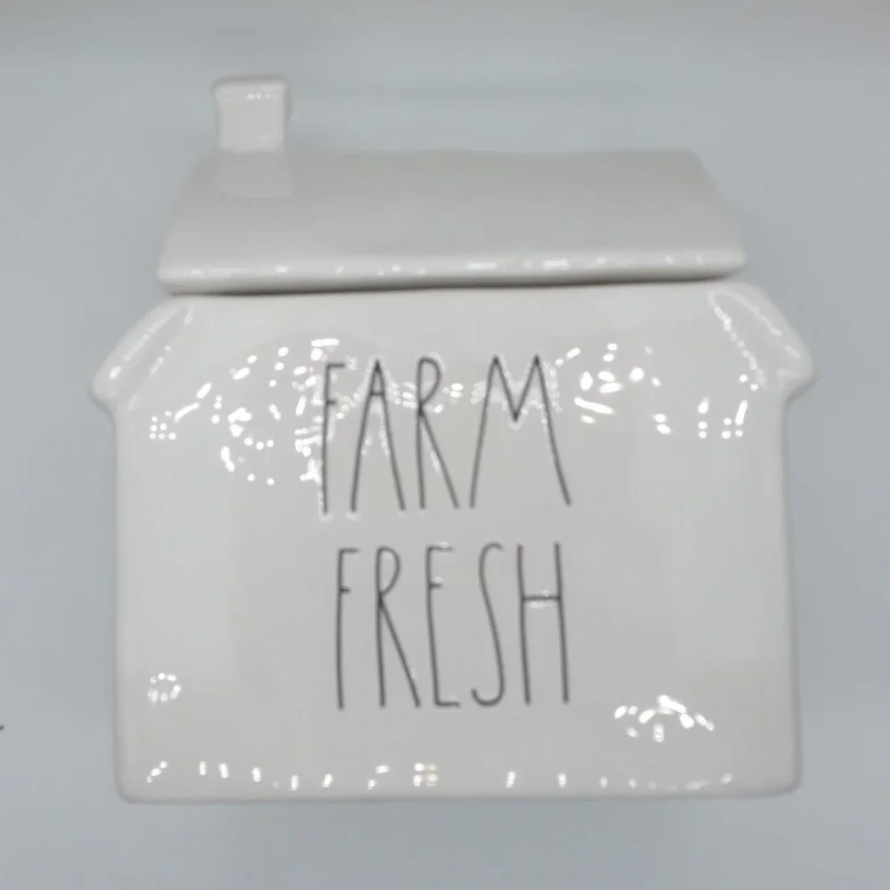 Rae Dunn Farm Fresh Barn Canister Cookie Jar